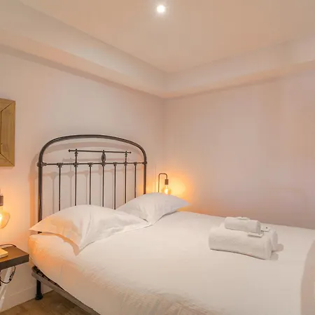 Apartment Le Coquelicot - Beau Sauna Et Jacuzzi Tassin-la-Demi-Lune